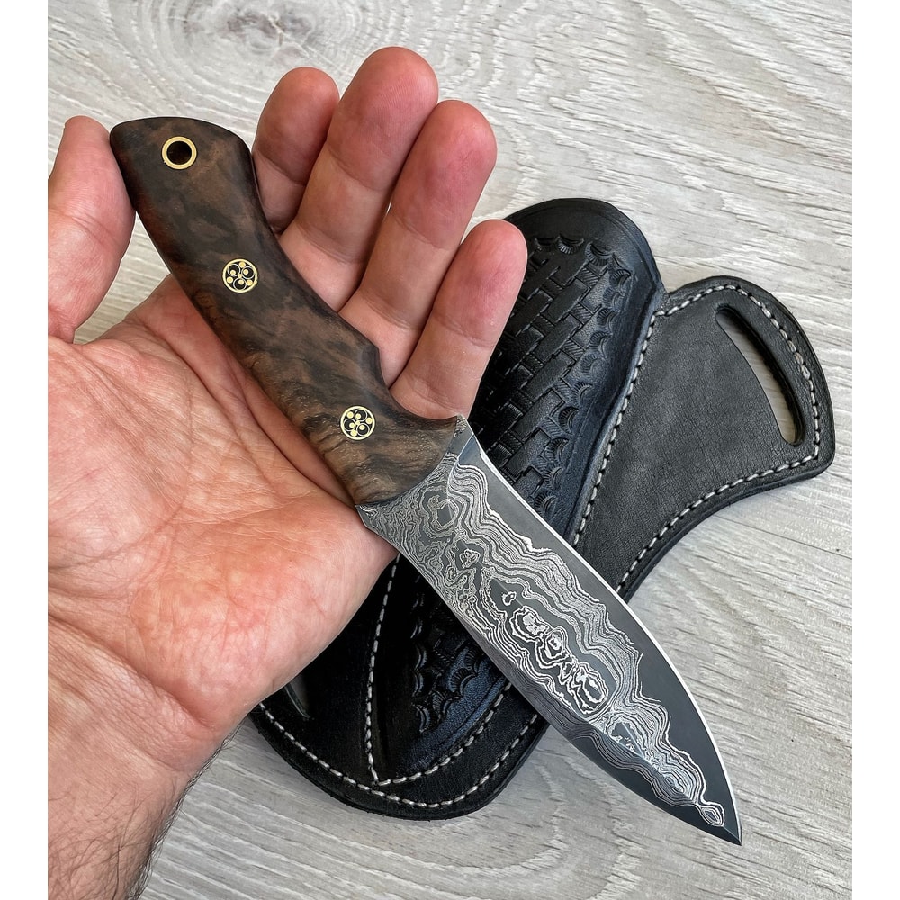 Premium Full Tang Damascus Steel Camping Knife With Walnut Wood Grip 5