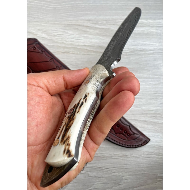Real Damascus Hunting Knife 150 Layers Full Tang Camping Survival Knife Stag Horn Handle 2