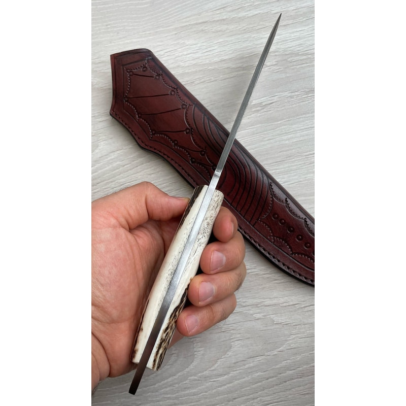 Real Damascus Hunting Knife 150 Layers Full Tang Camping Survival Knife Stag Horn Handle 1