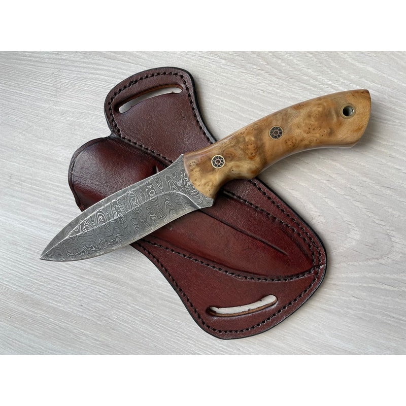 Premium 150 Layer Damascus Steel Camping Knife With Full Tang Silverberry Grip 1