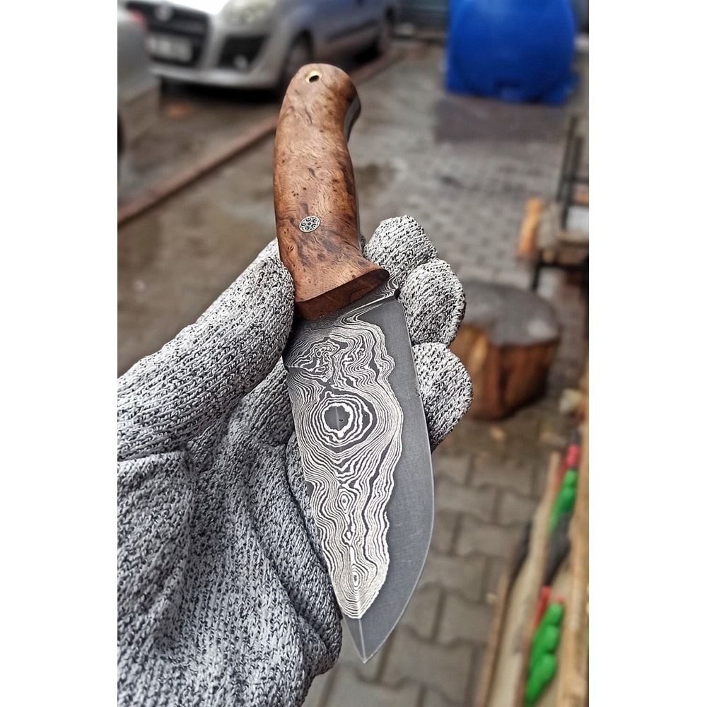 Premium 150 Layer Damascus Steel Outdoor EDC Knife With Full Tang Chestnut Grip 4