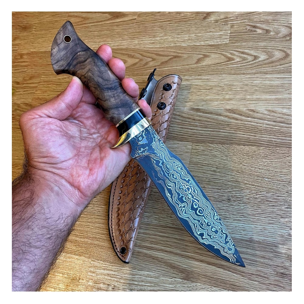 Handmade Damascus Bowie Knife Walnut Ebony Wood Hunting Blade 9