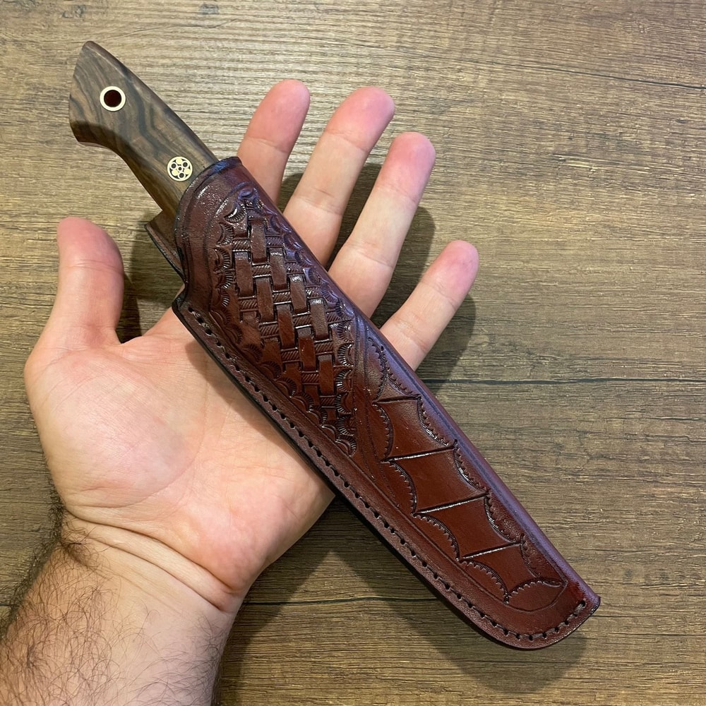 Full Tang Camping Hunting Knife With 80CrV2 Steel Walnut Wood Grip 5