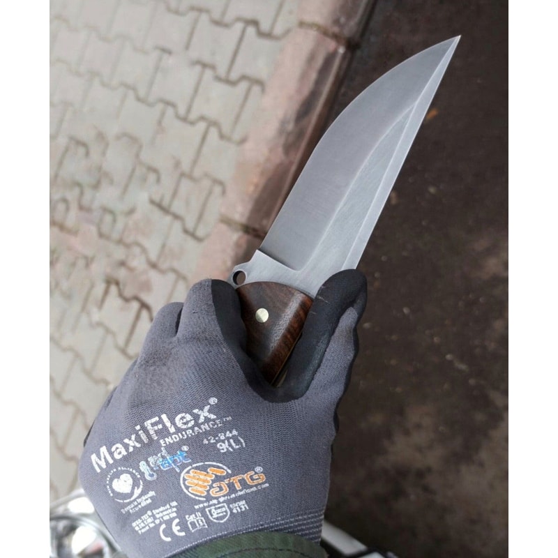 Premium Blacksmith Forged Survival Knife With 1075 Steel Walnut Wood Grip 3