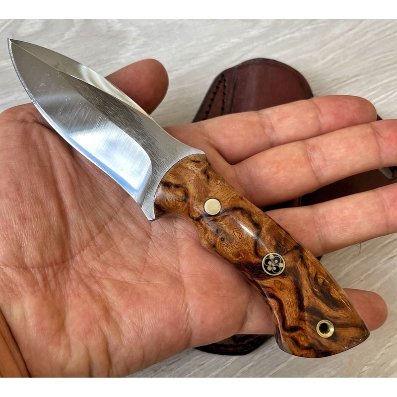 Rugged Handmade Hunting Knife For Bushcraft Camping Survival Use 1