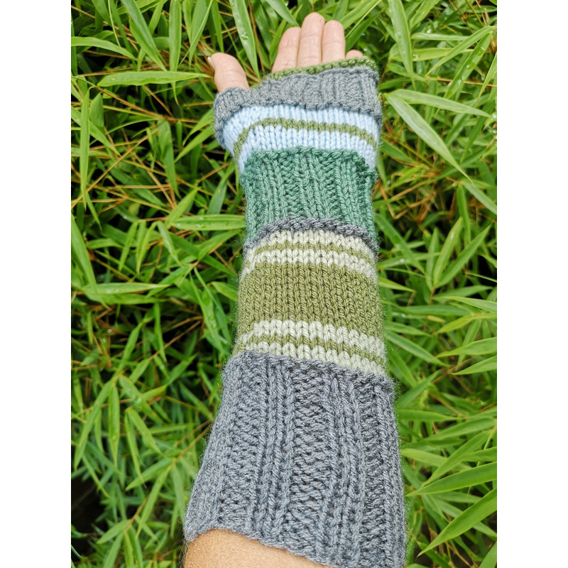 Green Gray Striped Multipattern Knit Fingerless Gloves Mittens Arm Warmer 6