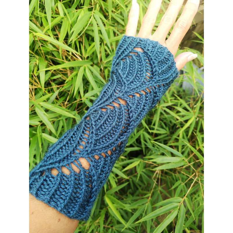 Peacock Blue Waves Hand Knit Fingerless Armwarmer 1