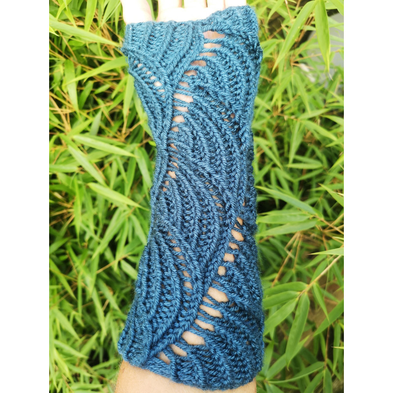 Peacock Blue Waves Hand Knit Fingerless Armwarmer 3