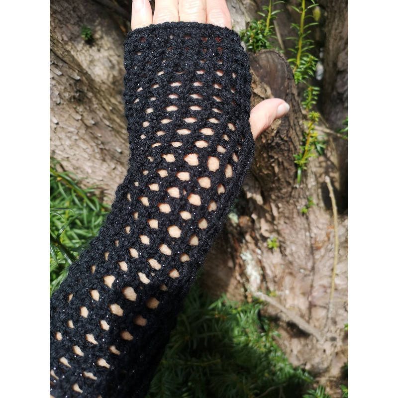 Black Handmade Ajour Net Knit Fingerless Gloves 3