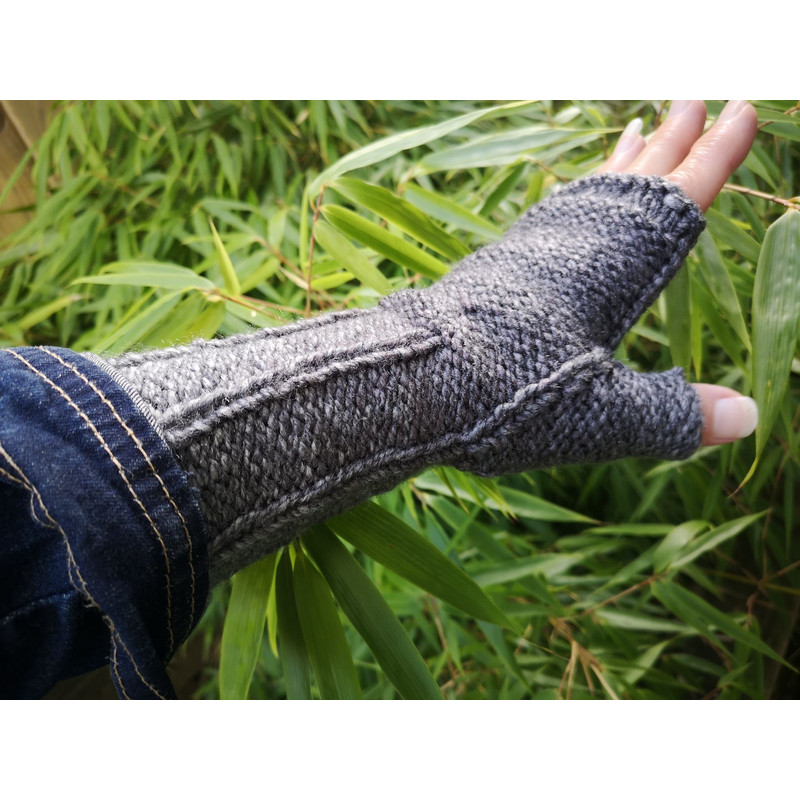 Snowflake Obsidian Gray White Inside Out Fingerless Gloves 2