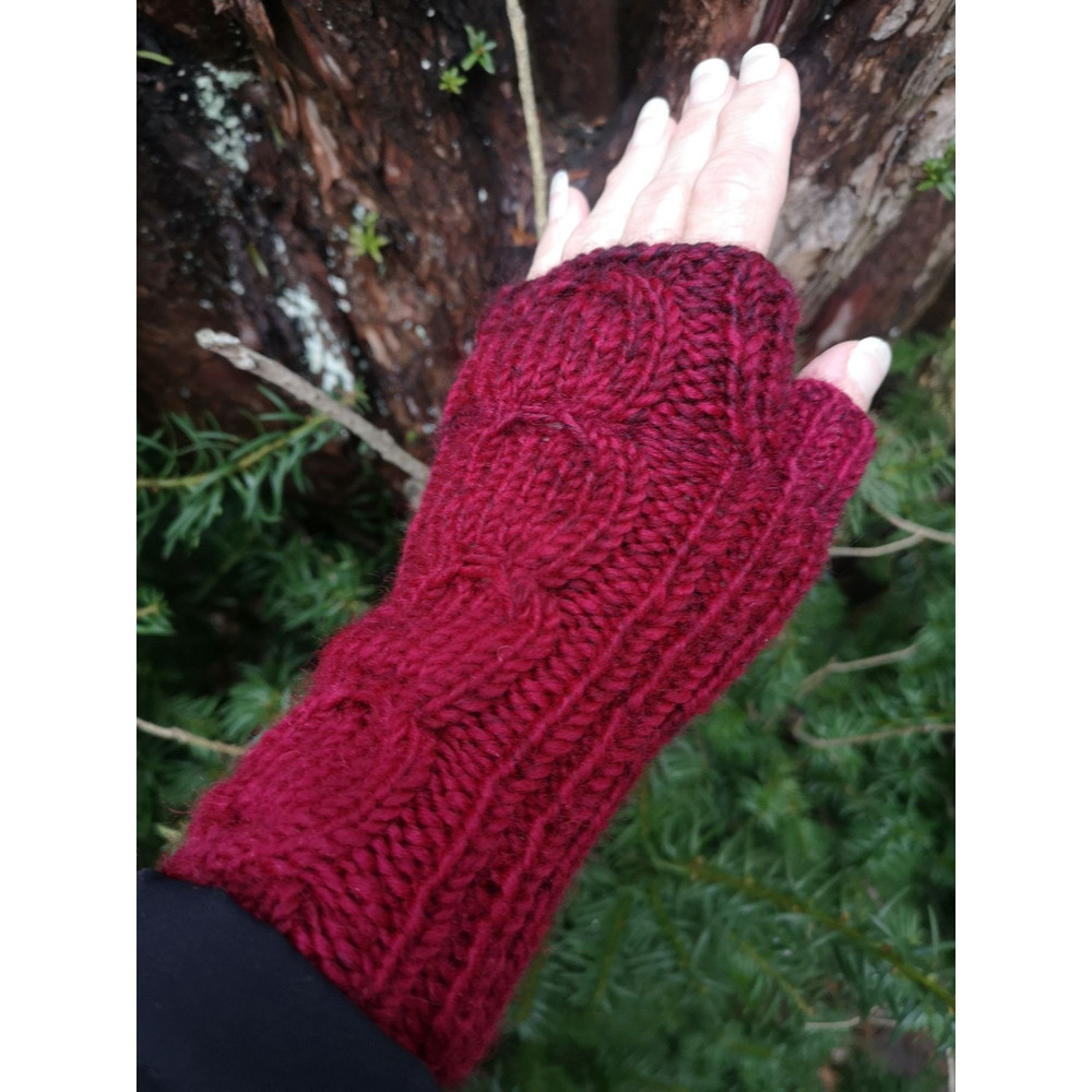 Hand Knit Fingerless Gloves Mittens Blackcranberry Gradient Wool 2