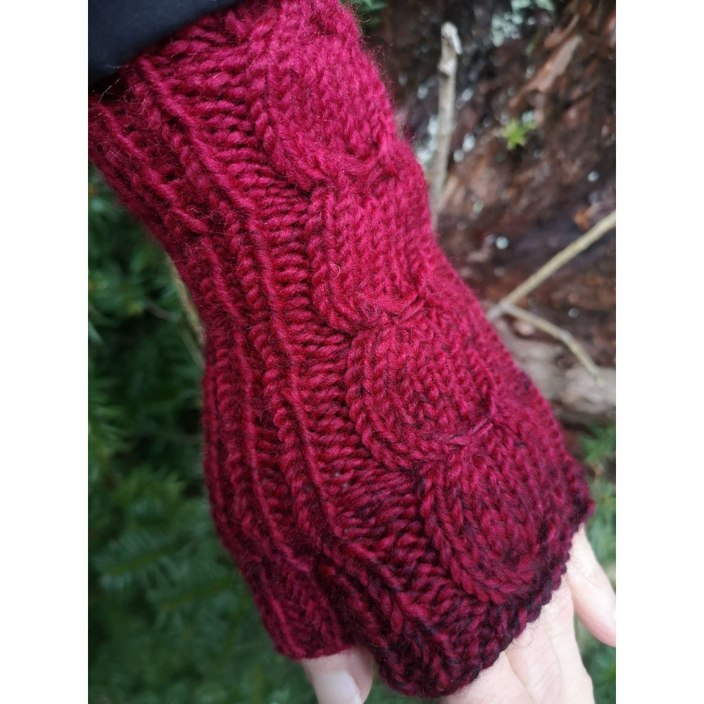 Hand Knit Fingerless Gloves Mittens Blackcranberry Gradient Wool 6