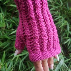 rose bonbon candy pink handknit fingerless texting gloves