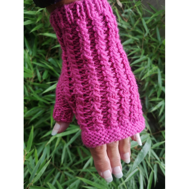 Rose Bonbon Candy Pink HandKnit Fingerless Texting Gloves 0