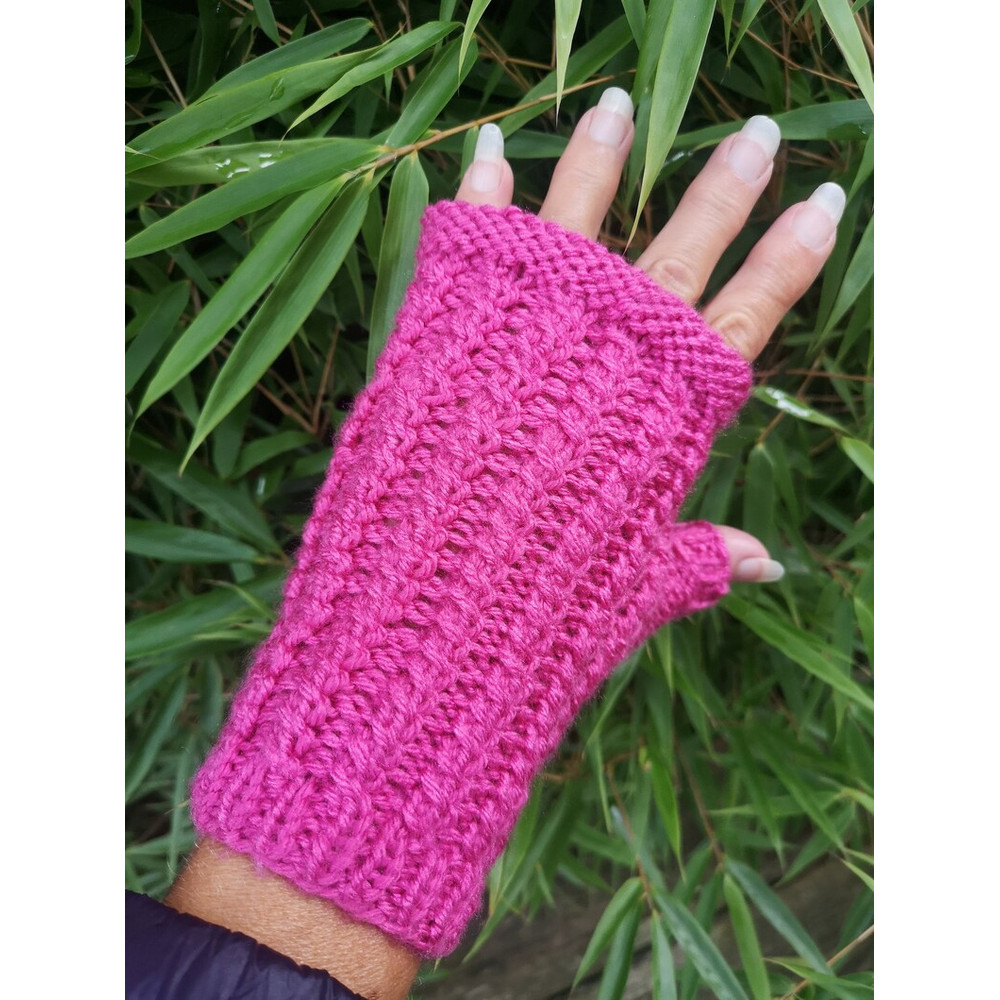 Rose Bonbon Candy Pink HandKnit Fingerless Texting Gloves 2