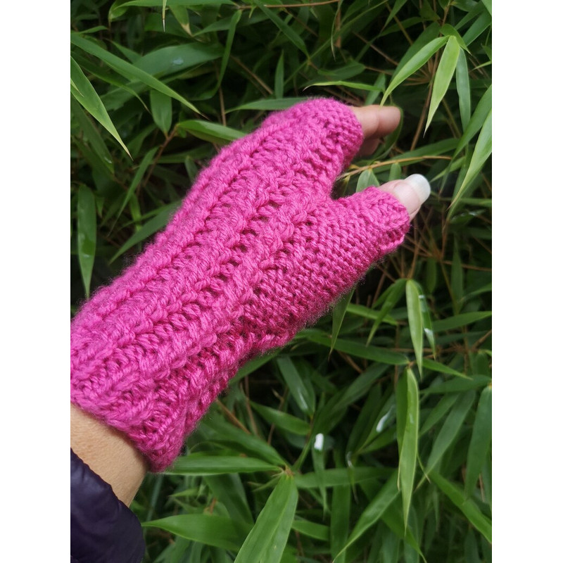 Rose Bonbon Candy Pink HandKnit Fingerless Texting Gloves 3