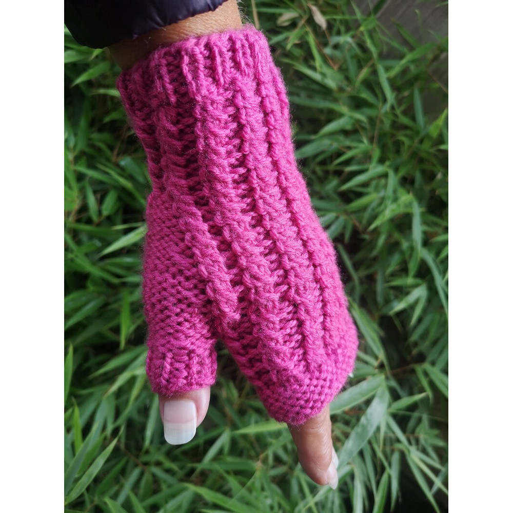 Rose Bonbon Candy Pink HandKnit Fingerless Texting Gloves 5