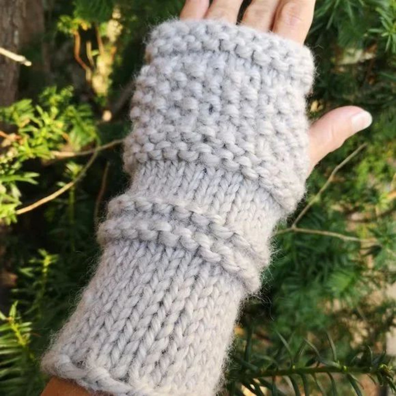 Sustainable Gray Knit Gloves Arm Warmer Recycled Plastic Poly Respun EcoFriendly 0