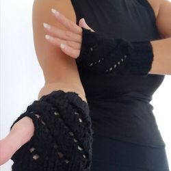 black handknit diagonal eyelets fingerless gloves