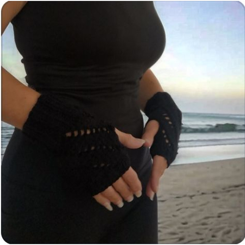 Black HandKnit Diagonal Eyelets Fingerless Gloves 1