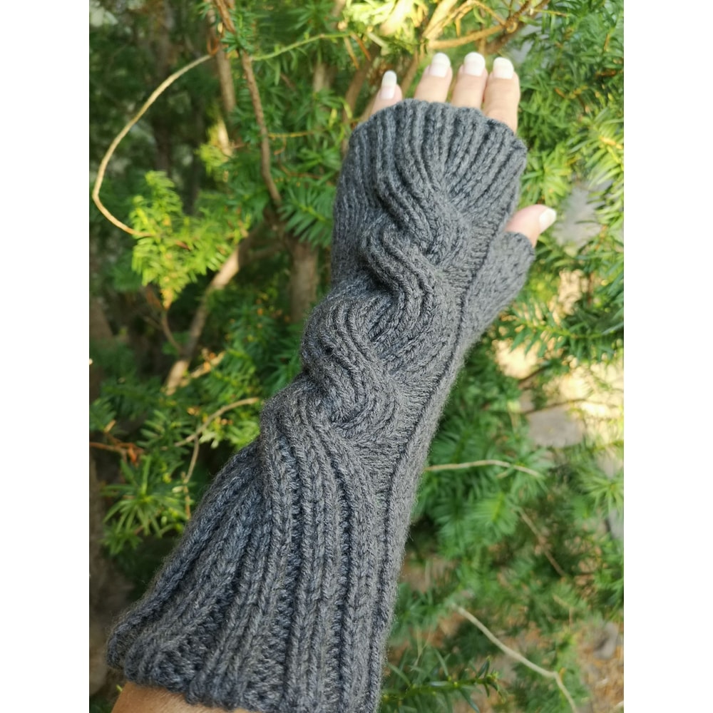 Grey Heather Handmade Fingerless Knit Gloves With Thumb 3