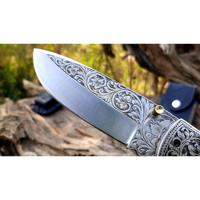 Engraved Fold Knife Prestigious Handmade Engraved Fold Pocket Knife D2 Steel Engraved Blade Foldi 3