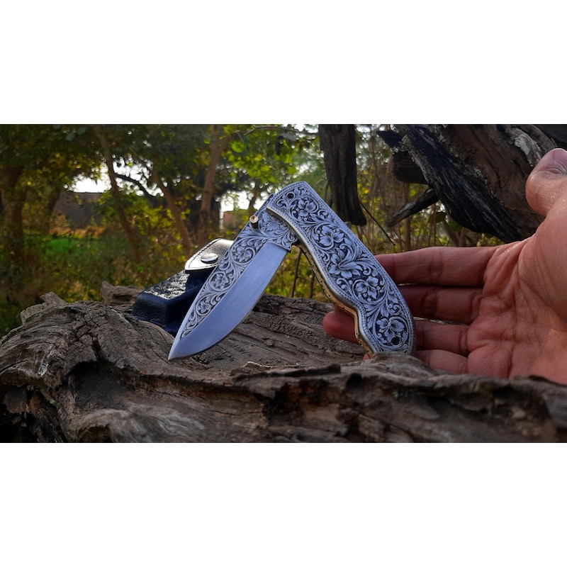 Engraved Fold Knife Prestigious Handmade Engraved Fold Pocket Knife D2 Steel Engraved Blade Foldi 6