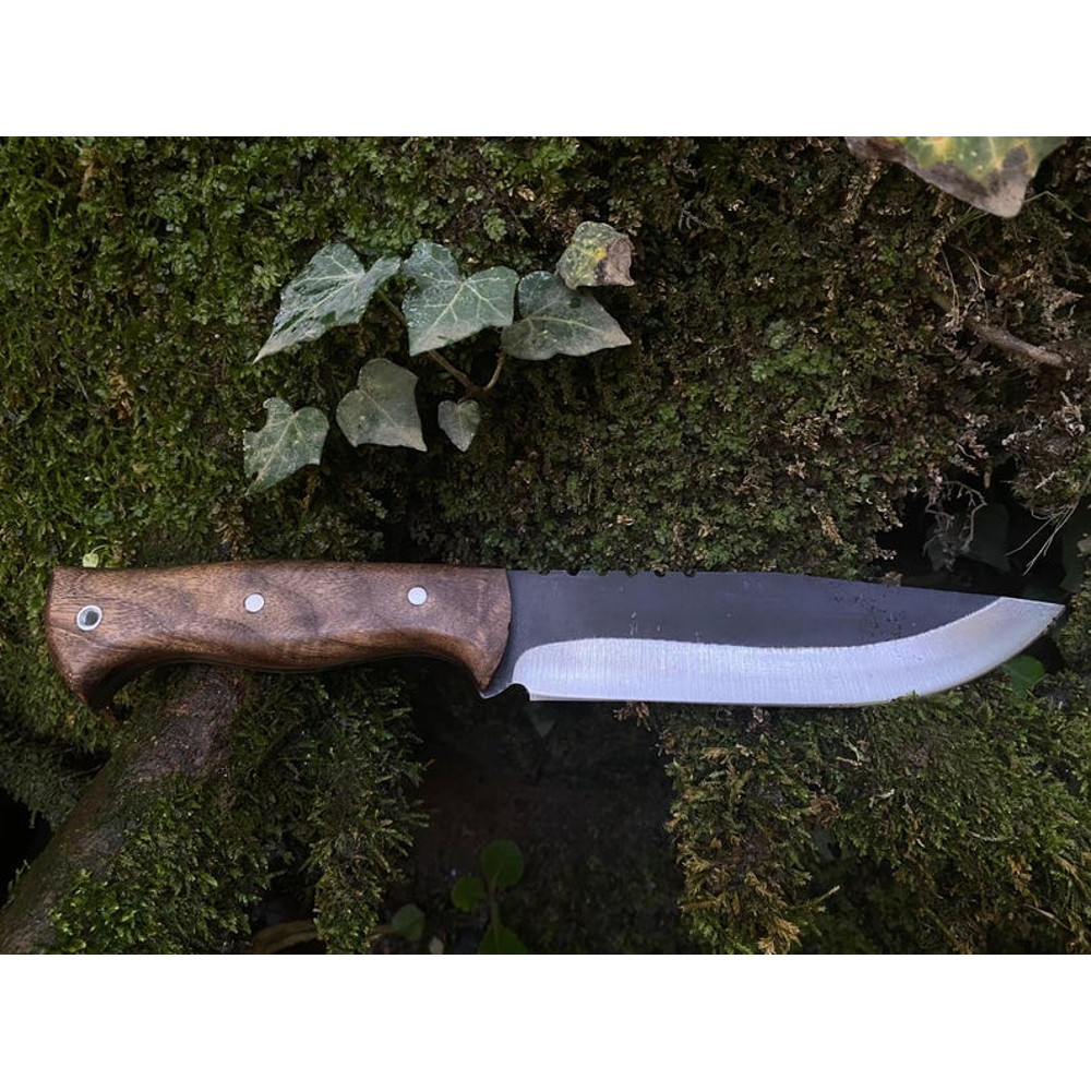 Premium Handmade Hunting Knife With Walnut HandleReal Bowie Knife With SheathPerfect For Camping Tr 3