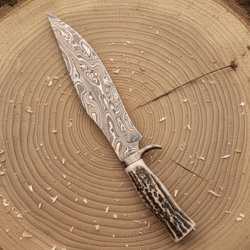 damascus hunting bowie knife | genuine stag handle & brass bolster | custom handmade camping & survival knife
