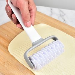 6-piece set lattice pie crust cutter with roller