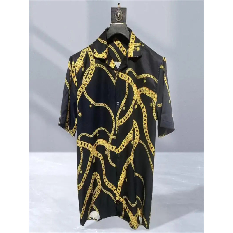 Men high-quality short sleeved shirt with luxurious golden Baroque string print, Cuban collar shirt, suitable for street