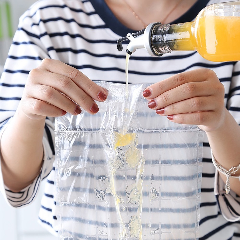 Disposable Ice Cube Bags Easy Frozen Ice Mold for Drinks