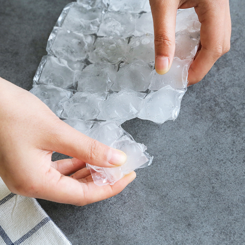 Self Sealing Disposable Ice Cube Bags Pack Food Grade Freezer Ice Tray Bags