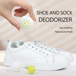 freshstep sneaker deodorizer balls for shoes, gym bags & closets long lasting odor eliminator