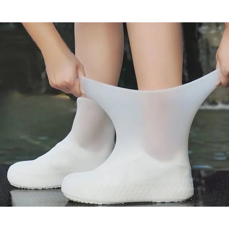RainShield Silicone Waterproof Shoe Covers for Outdoor Walking, Cycling & Rainy Days