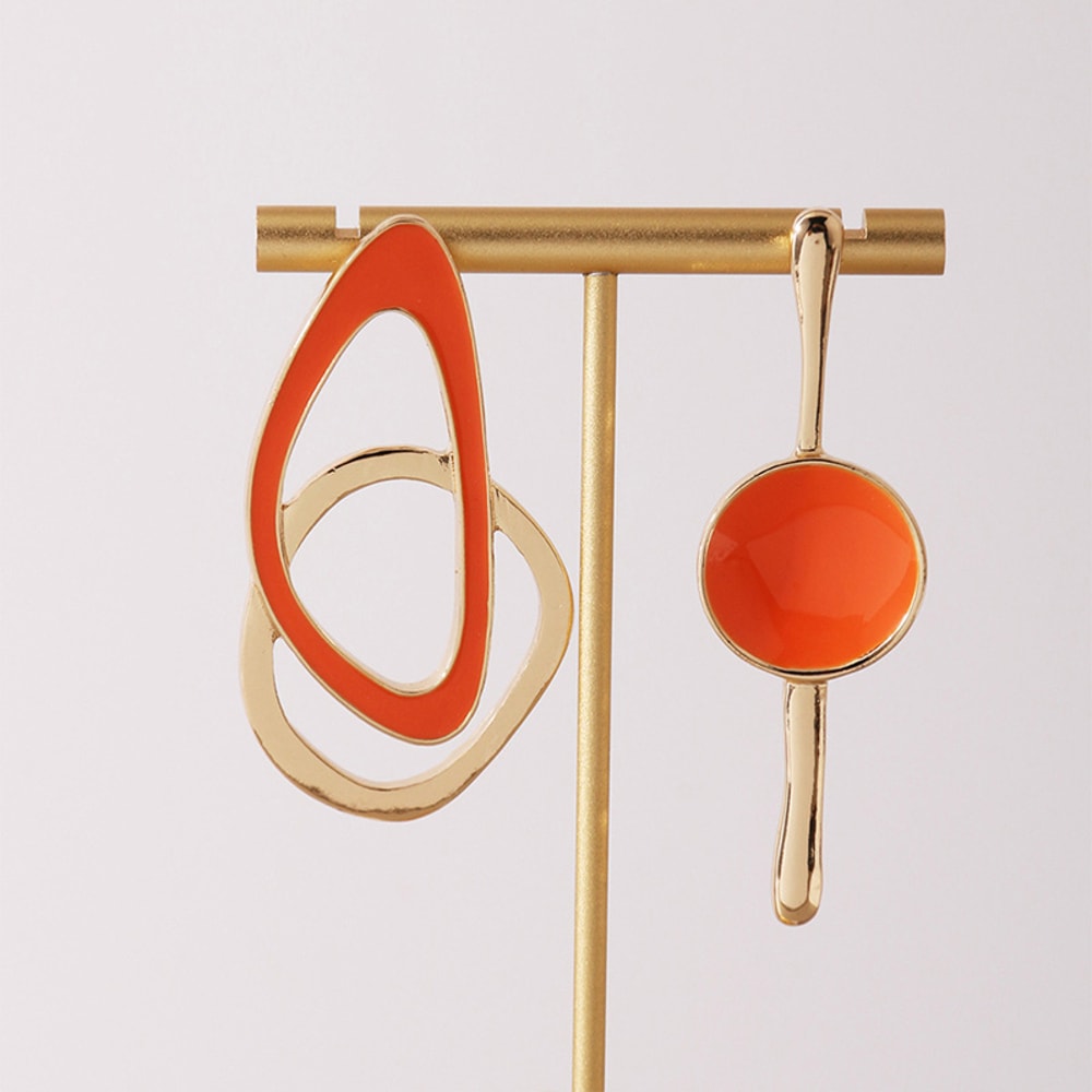 Asymmetric Metal Post Earrings For Women Enamel Fashion Jewelry Trendy Design New Styles