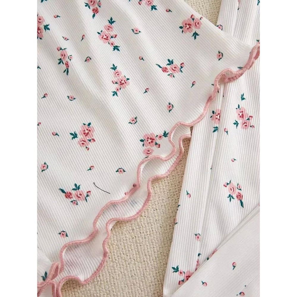 Sexy Nighties Women Pajama Set Lace Patchwork VNeck Sleepwear Soft Pyjamas Camisole Top With Printe 5