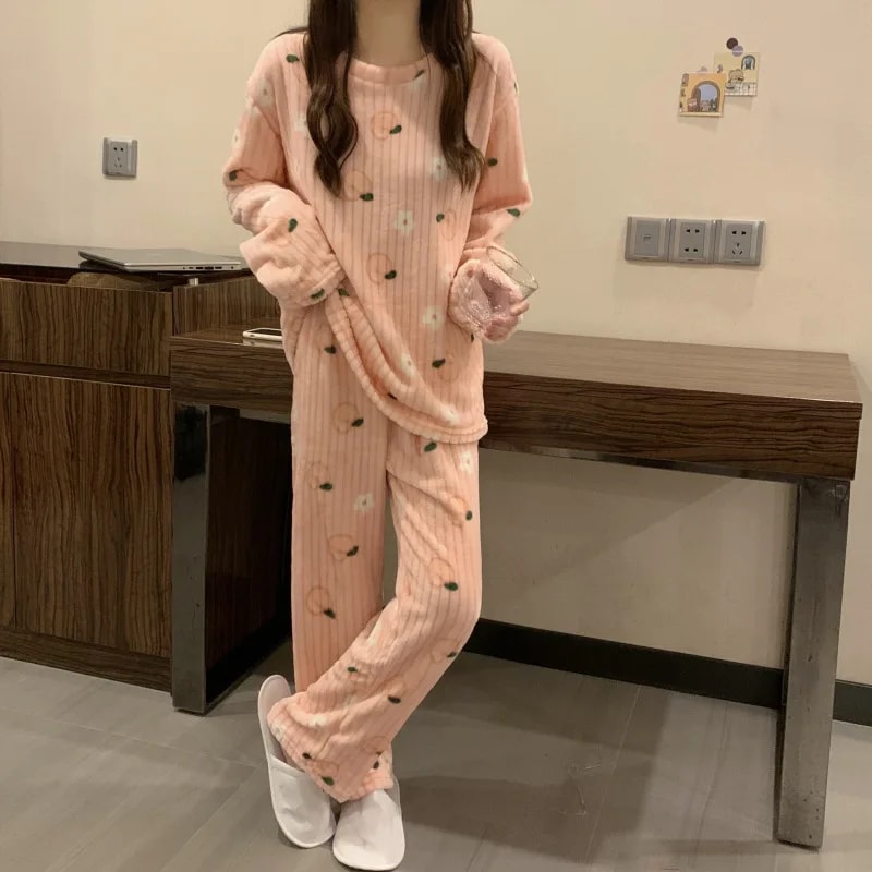 Flannel Womens Pajamas Warm Fall And Winter Loungewear Peach Sleepwear Coral Velvet Nightwear 9