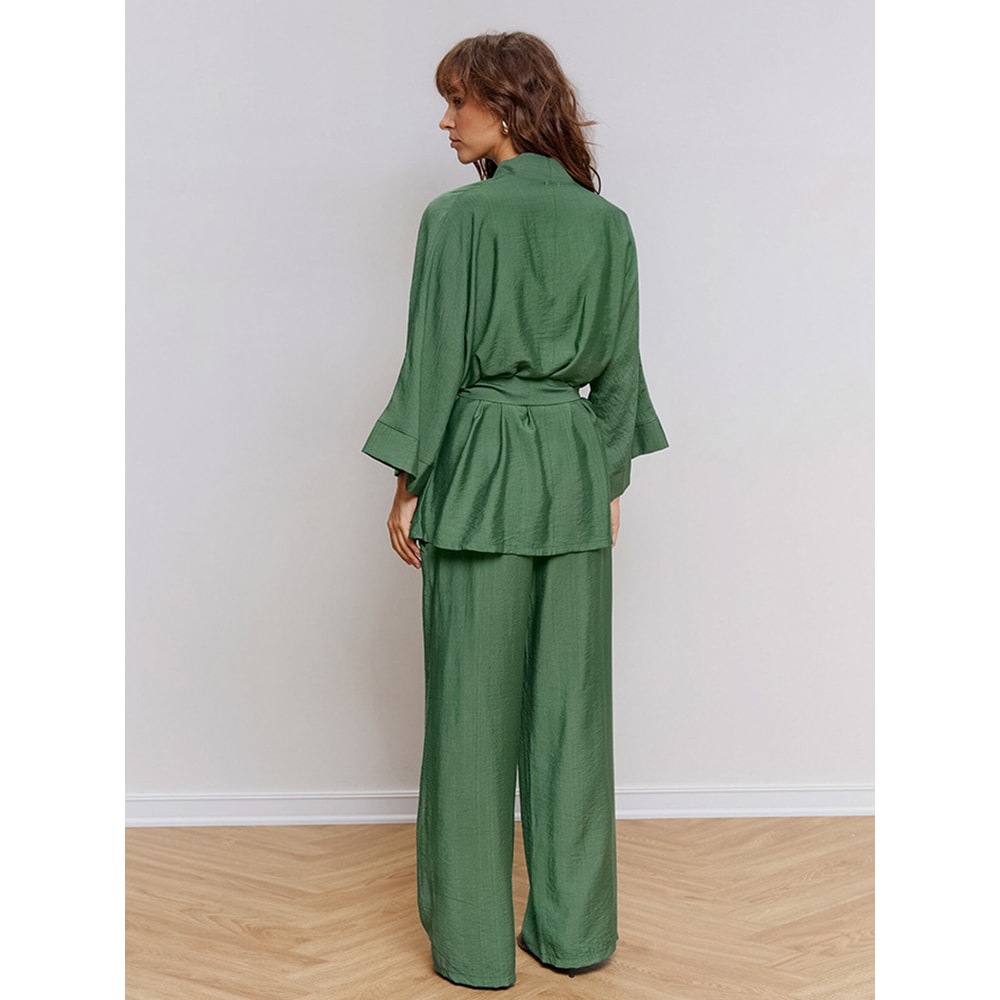Womens Long Sleeved Pajama Set Autumn Green Lace Up Pajamas Loose Pants Leisure Home Clothing Set 1