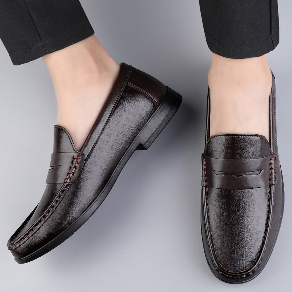 Genuine Leather Loafers for Men, Breathable Casual Office Shoes, Designer Slip-on Driving Shoes for Men