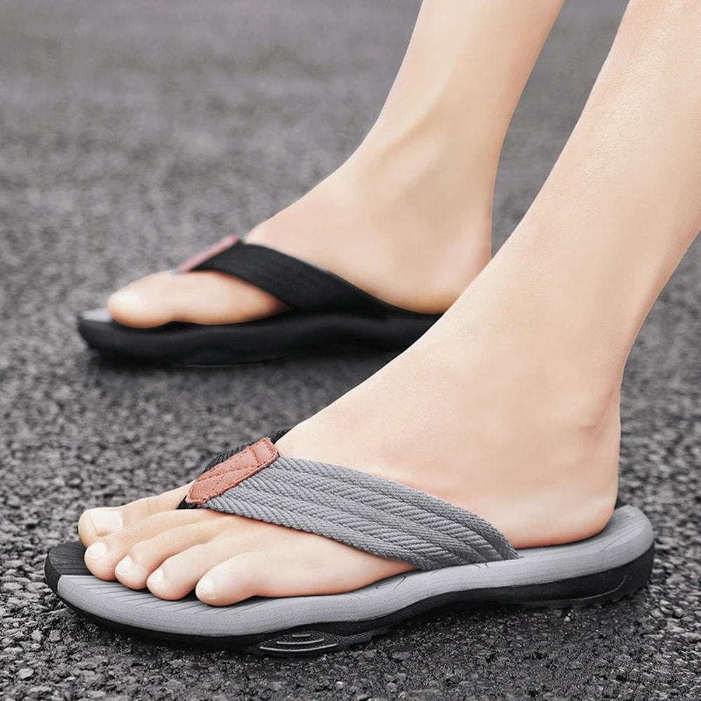 Fashionable Men Slippers Summer Flip Flops Comfortable Nonslip Casual Slides Shoes Beach Sandals Fo 2