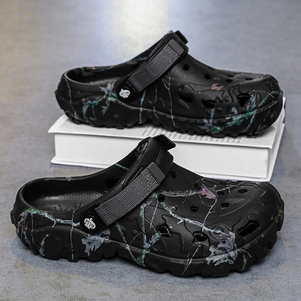 High Quality Men Slippers Classic AntiSlip Garden Shoes Lightweight Casual Sandals Fashionable Plat 7