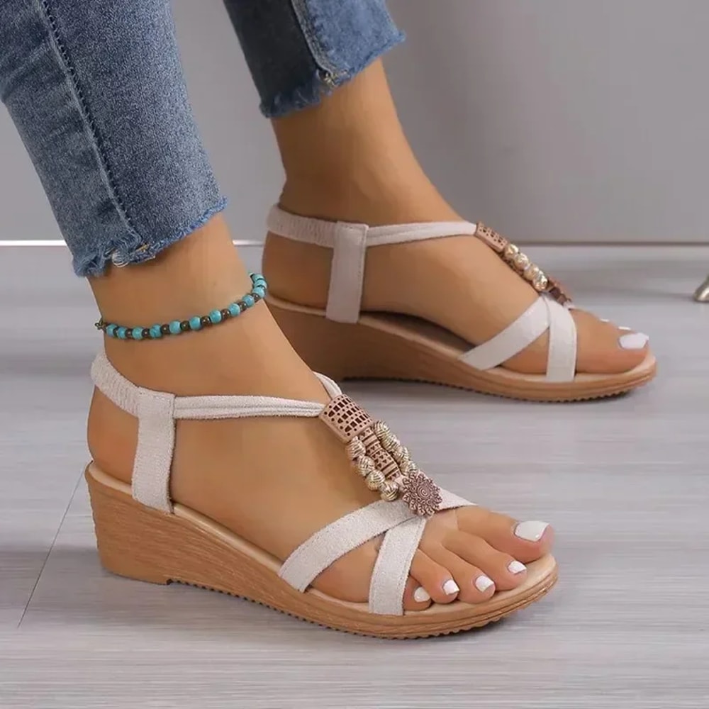 Comfortable Casual Sandals New Style Round Toe Wedge Heel Metal Decorated Womens Shoes 3