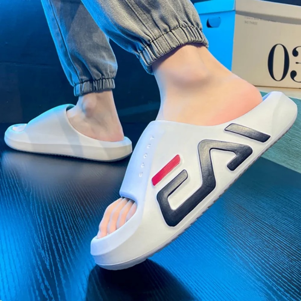 Fashionable Mens EVA Slippers Waterproof Shoes For Men Soft Beach Sandals Thick Bottom Bathroom Sli