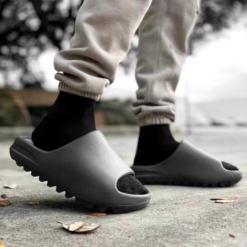 Soft Bottom Summer Slippers For Men And Women Indoor Home Slides Flip Flops Beach Shoes 9