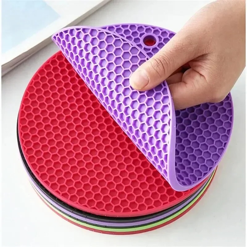NonSlip Placemat Round Heat Resistant Silicone Mat Drink Cup Coasters Insulation Kitchen Accessorie 2