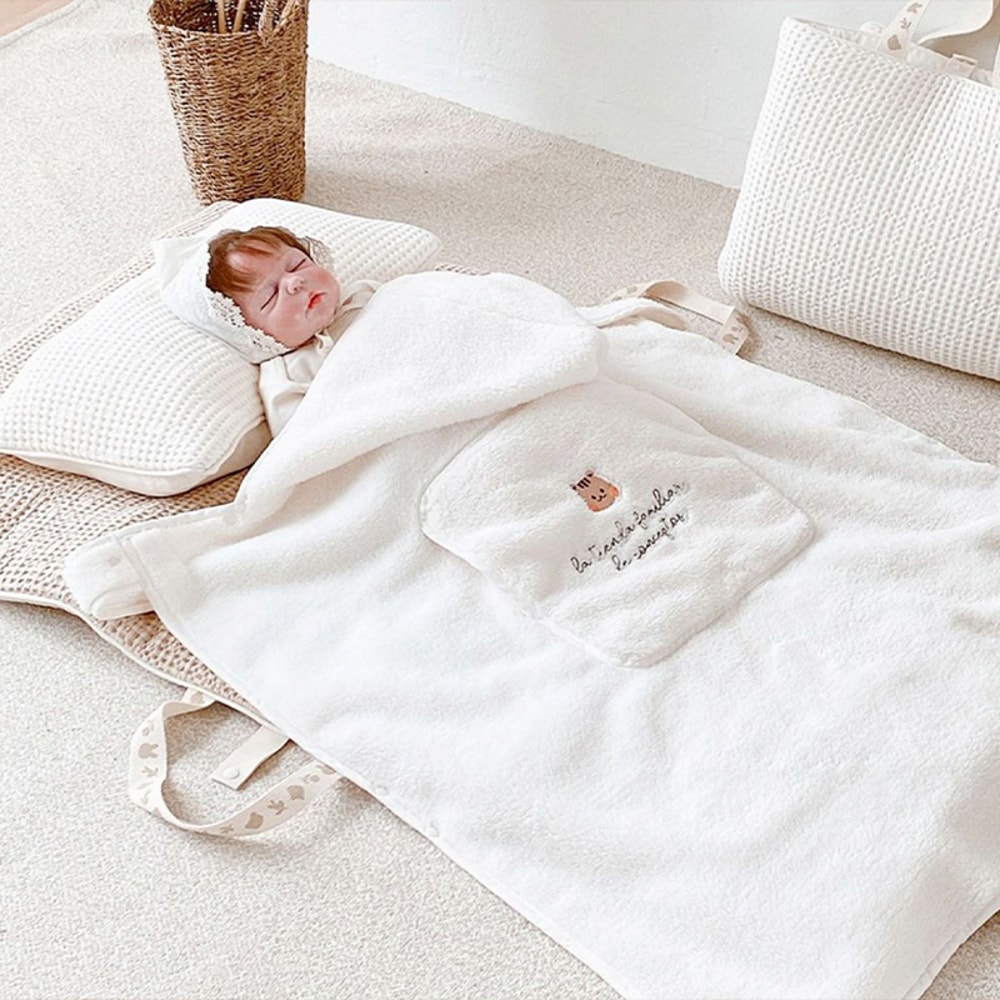 Baby Bear Plush Blanket Windproof Stroller Blanket Portable Warm Baby Swaddle Blanket Perfect For T 4