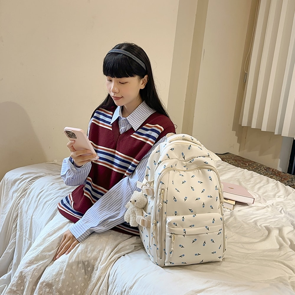 Fashionable Cute Backpack For Girls Large Capacity School Bag Student Travel Storage Bag Portable B 4