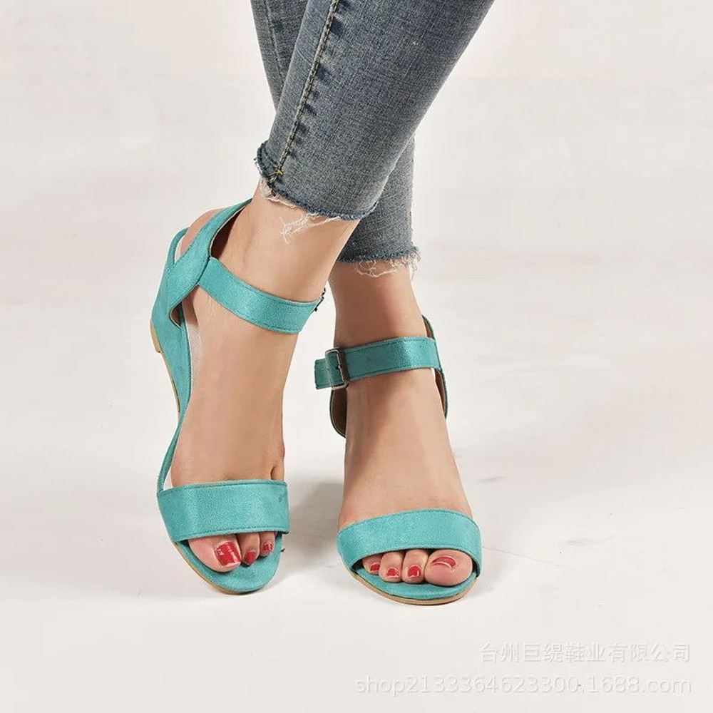 Summer Sandals for Women with Breathable Design 3