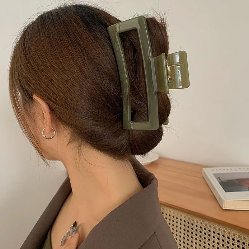 Oversized Girl Hair Clip Simple And Versatile Large Hair Accessory Strong Hold Hair Claw For Thick 0